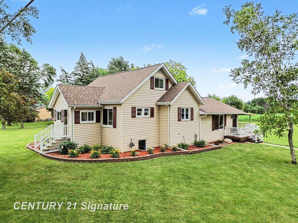 763 W Salzburg Road, Auburn, MI 48611