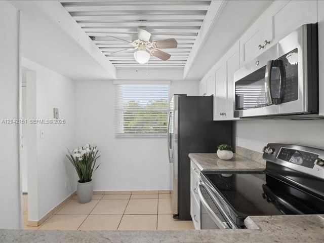 117 Royal Park Drive 3F, Oakland Park, FL 33309