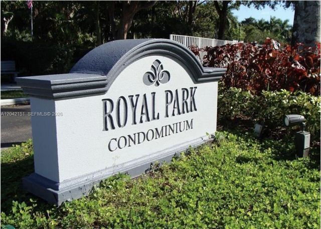 117 Royal Park Drive 3F, Oakland Park, FL 33309