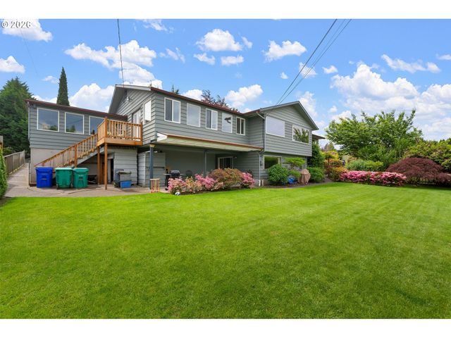12115 Ne FREMONT St, Portland, OR 97220