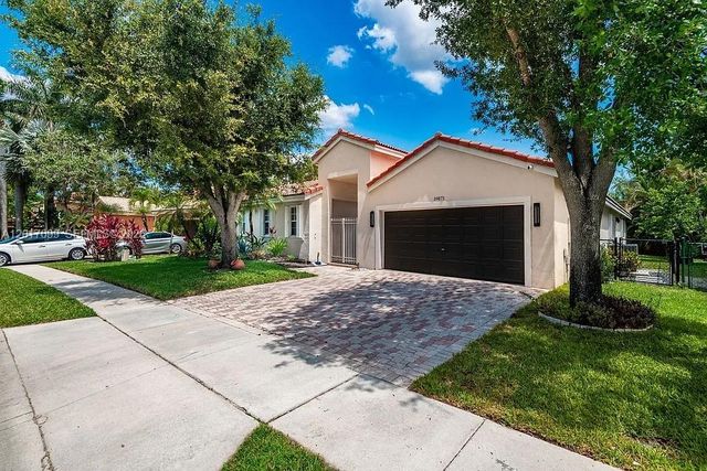 19871 SW 3rd Pl, Pembroke Pines, FL 33029