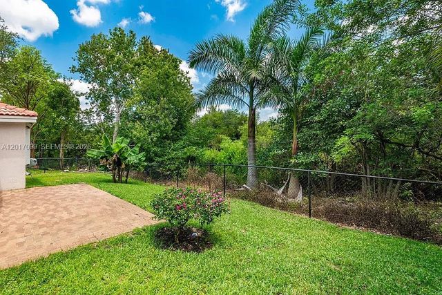 19871 SW 3rd Pl, Pembroke Pines, FL 33029