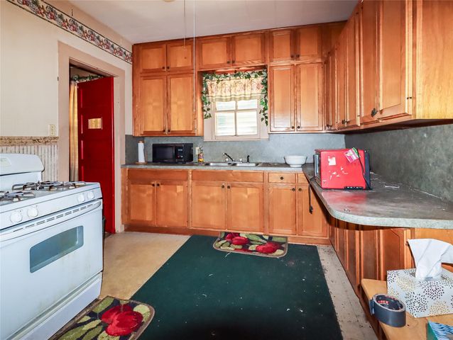 1207 Avenue M, Galveston, TX 77550