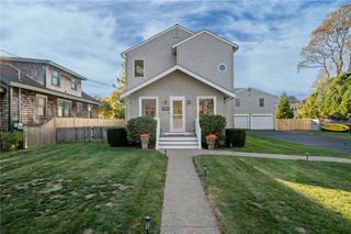 104 Howland Avenue, Jamestown, RI 02835