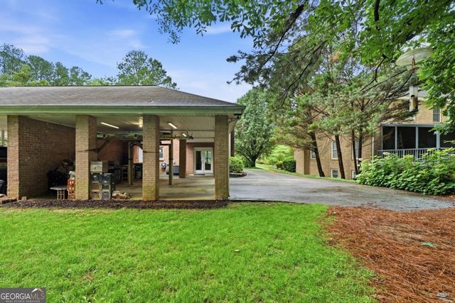 8865 Carroll Manor Drive, Sandy Springs, GA 30350