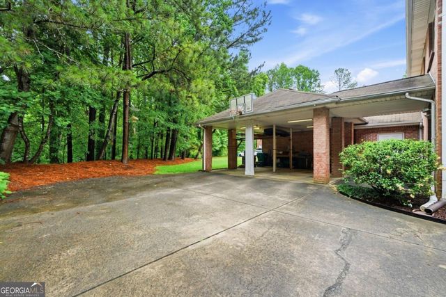 8865 Carroll Manor Drive, Sandy Springs, GA 30350