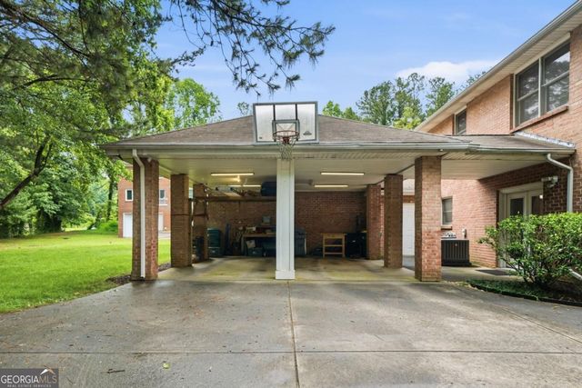 8865 Carroll Manor Drive, Sandy Springs, GA 30350