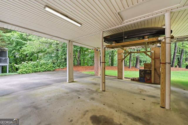 8865 Carroll Manor Drive, Sandy Springs, GA 30350