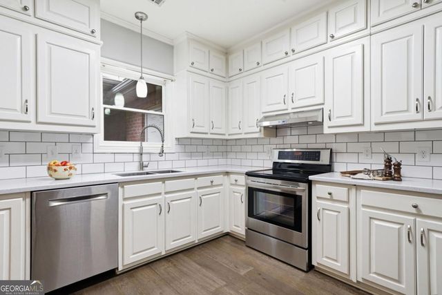 8865 Carroll Manor Drive, Sandy Springs, GA 30350