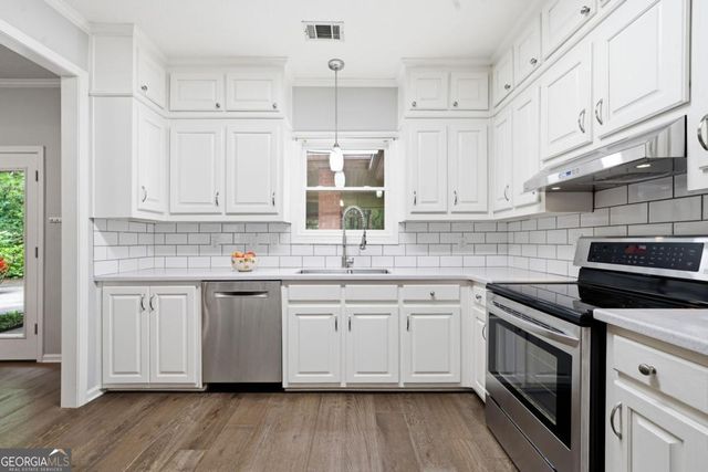 8865 Carroll Manor Drive, Sandy Springs, GA 30350