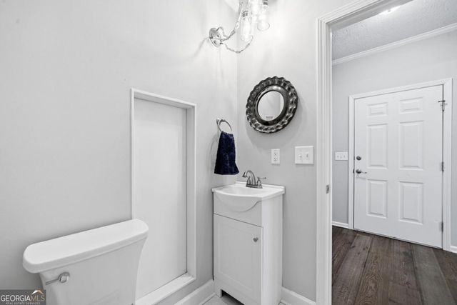 8865 Carroll Manor Drive, Sandy Springs, GA 30350