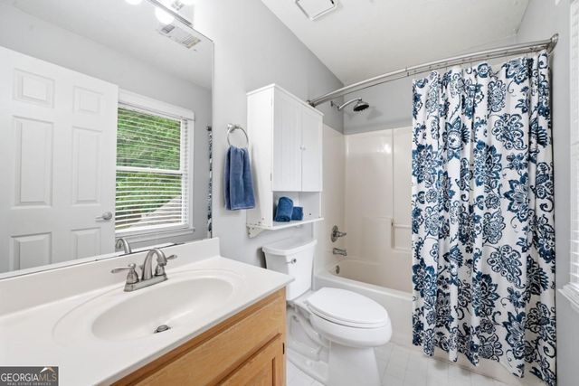 8865 Carroll Manor Drive, Sandy Springs, GA 30350