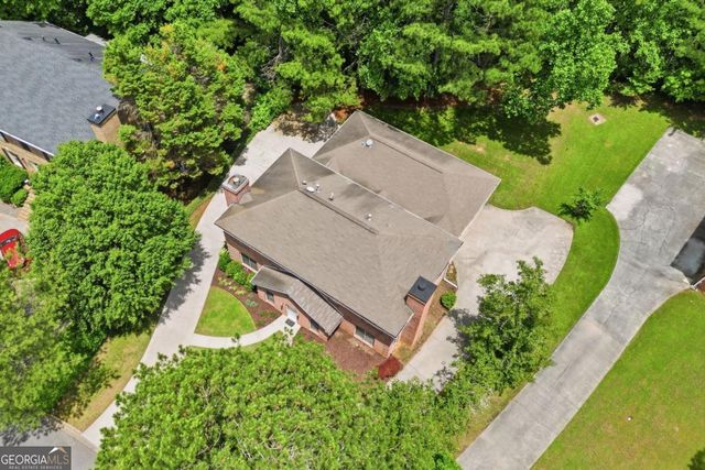 8865 Carroll Manor Drive, Sandy Springs, GA 30350