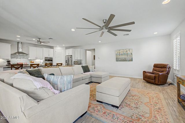 19591 W San Miguel Avenue, Litchfield Park, AZ 85340
