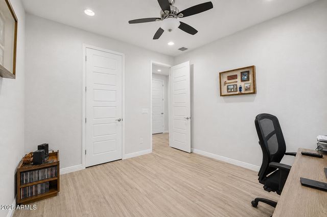 19591 W San Miguel Avenue, Litchfield Park, AZ 85340