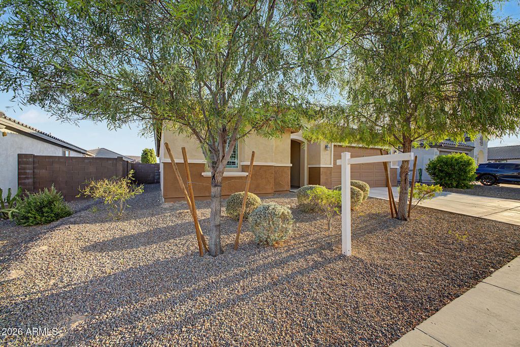 19591 W San Miguel Avenue, Litchfield Park, AZ 85340 — photo 2