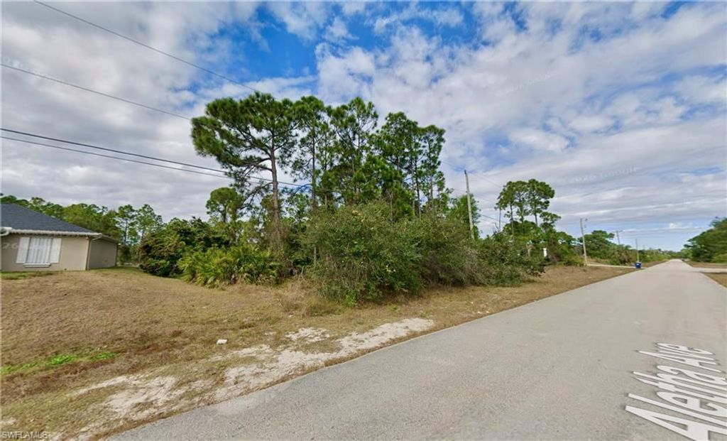 762 Aletha AVE S, LEHIGH ACRES, FL 33974 — exterior