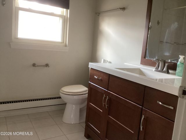 644 Plymouth Drive B, Lakewood, NJ 08701