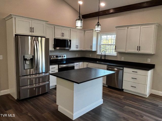 148 Whitson Drive, Elizabethton, TN 37643