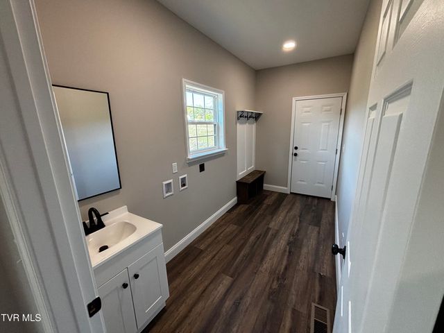 148 Whitson Drive, Elizabethton, TN 37643