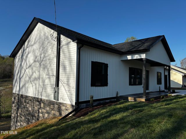 148 Whitson Drive, Elizabethton, TN 37643