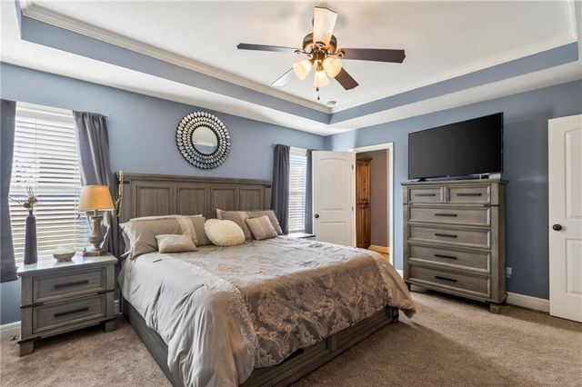 1004 SE Beatty Court, Blue Springs, MO 64014