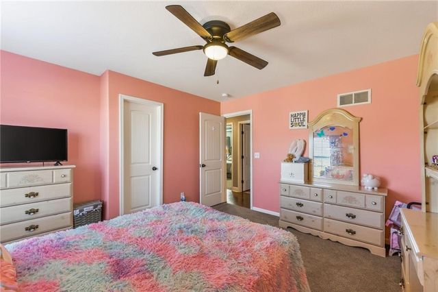 1004 SE Beatty Court, Blue Springs, MO 64014