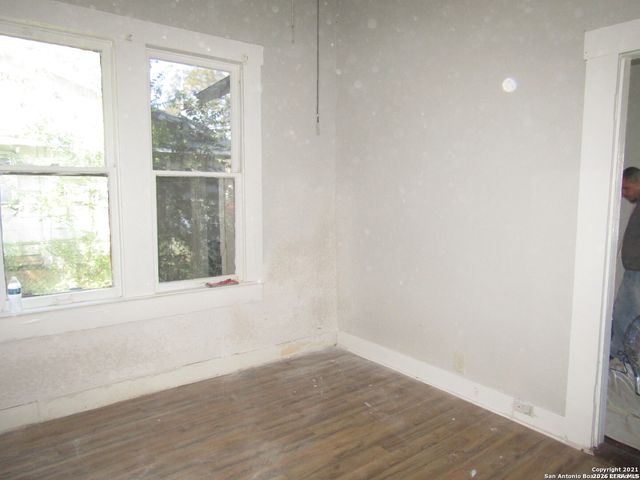134 Gladstone, San Antonio, TX 78214