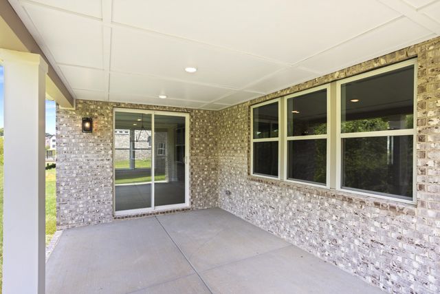 5954 Hunt Valley Drive, Spring Hill, TN 37174