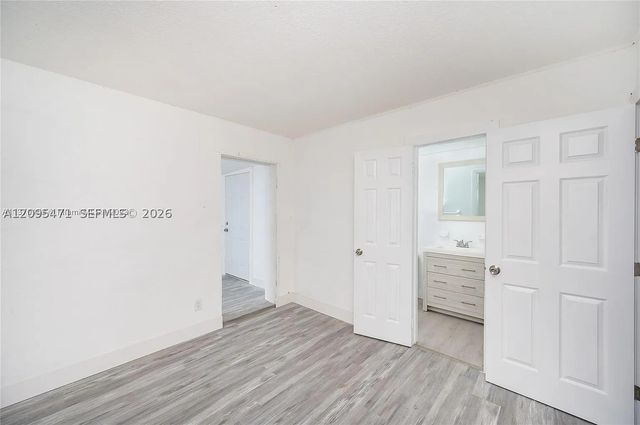 11950 SW 182nd Ter, Miami, FL 33177