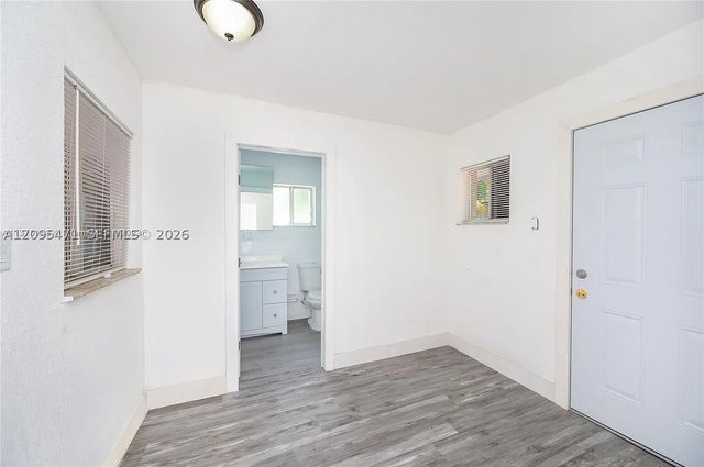11950 SW 182nd Ter, Miami, FL 33177