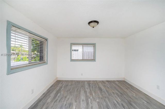 11950 SW 182nd Ter, Miami, FL 33177