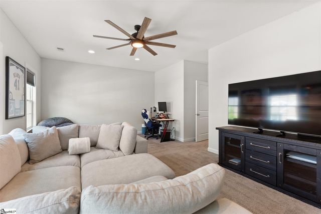 25 Caventon Drive, Simpsonville, SC 29681