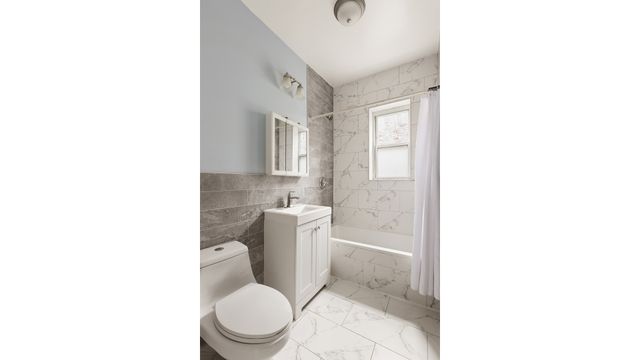 1633 CARROLL Street, New York City, NY 11213