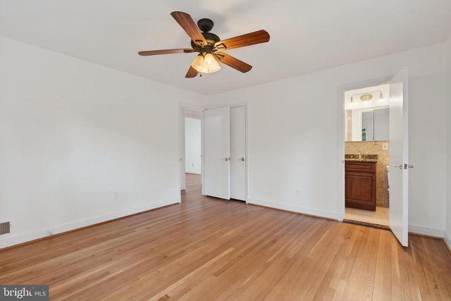 2506 N UPSHUR ST, Arlington, VA 22207