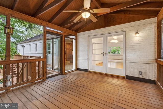 2506 N UPSHUR ST, Arlington, VA 22207
