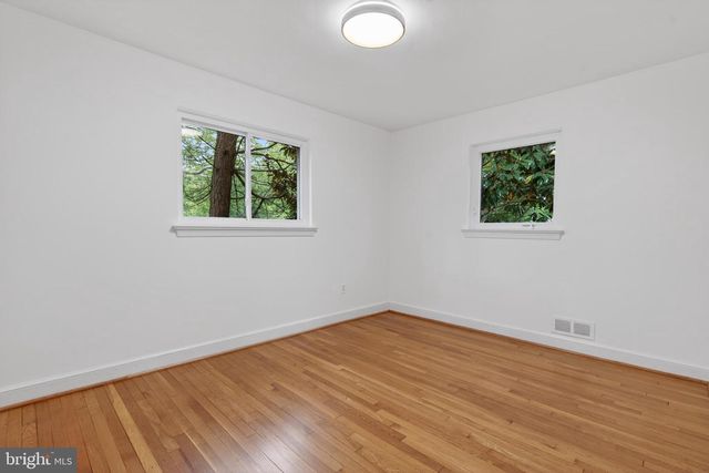 2506 N UPSHUR ST, Arlington, VA 22207