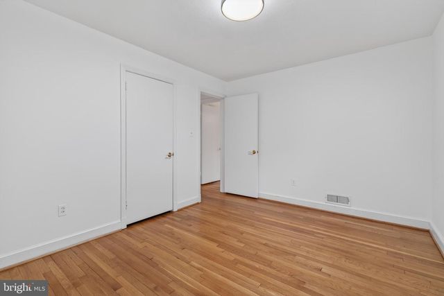 2506 N UPSHUR ST, Arlington, VA 22207