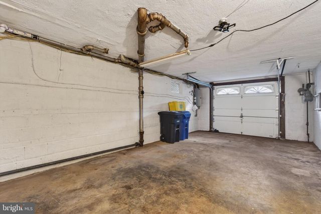 2506 N UPSHUR ST, Arlington, VA 22207