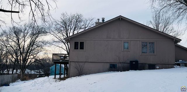 3330 SW Dukeries RD, Topeka, KS 66614