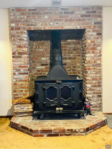 3330 SW Dukeries RD, Topeka, KS 66614