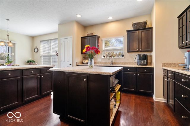 9647 Brook Meadow Drive, Mccordsville, IN 46055