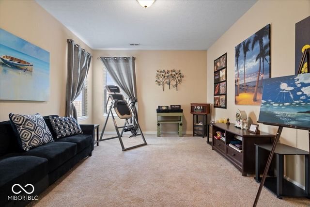 9647 Brook Meadow Drive, Mccordsville, IN 46055