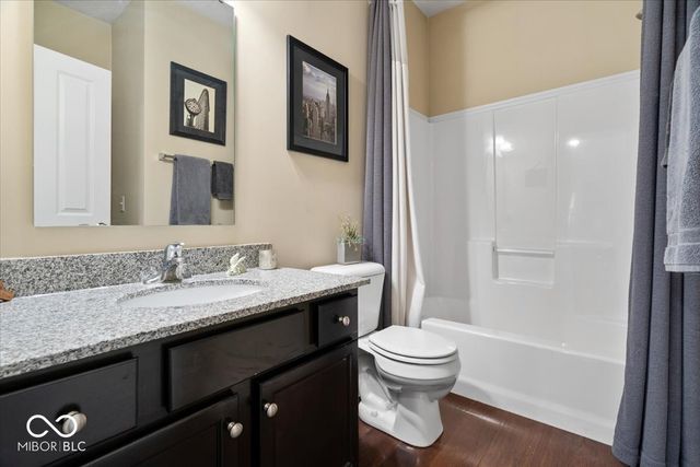 9647 Brook Meadow Drive, Mccordsville, IN 46055