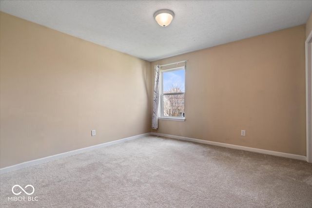 9647 Brook Meadow Drive, Mccordsville, IN 46055