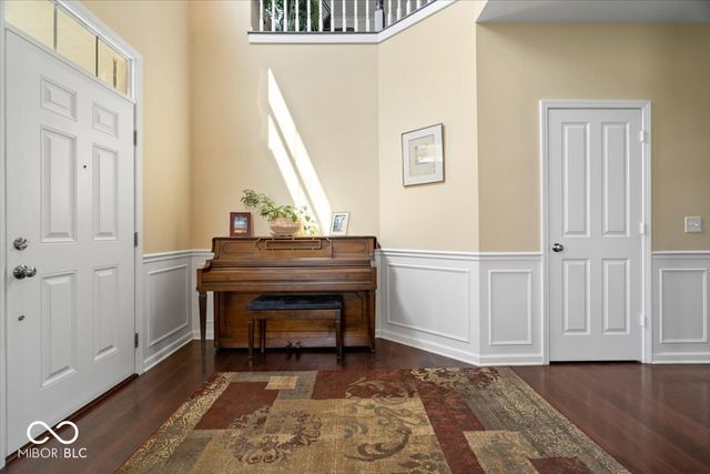 9647 Brook Meadow Drive, Mccordsville, IN 46055