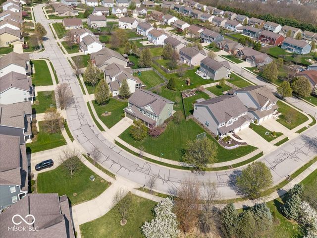 9647 Brook Meadow Drive, Mccordsville, IN 46055