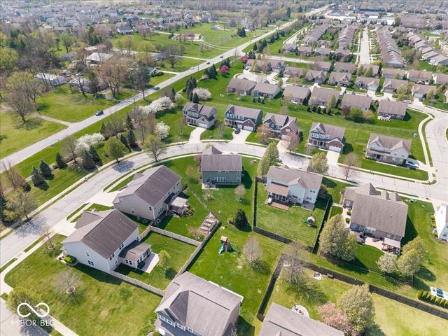 9647 Brook Meadow Drive, Mccordsville, IN 46055