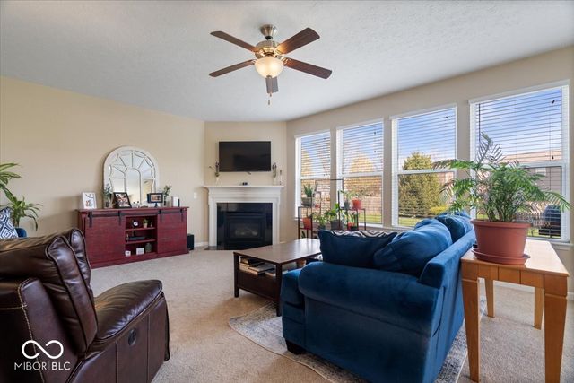 9647 Brook Meadow Drive, Mccordsville, IN 46055