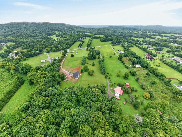 11696 Mount Pleasant Rd, Rockvale, TN 37153